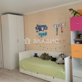 Продажа 2-комн квартиры на вторичном рынке Подрезково, Новозаводская улица,  д. 10