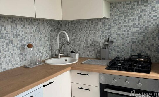 Продажа 2-комн квартиры на вторичном рынке Героев Панфиловцев ул,  д. 9 к1