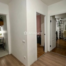 Продажа 2-комн квартиры на вторичном рынке улица Юных Пионеров,  д. 15