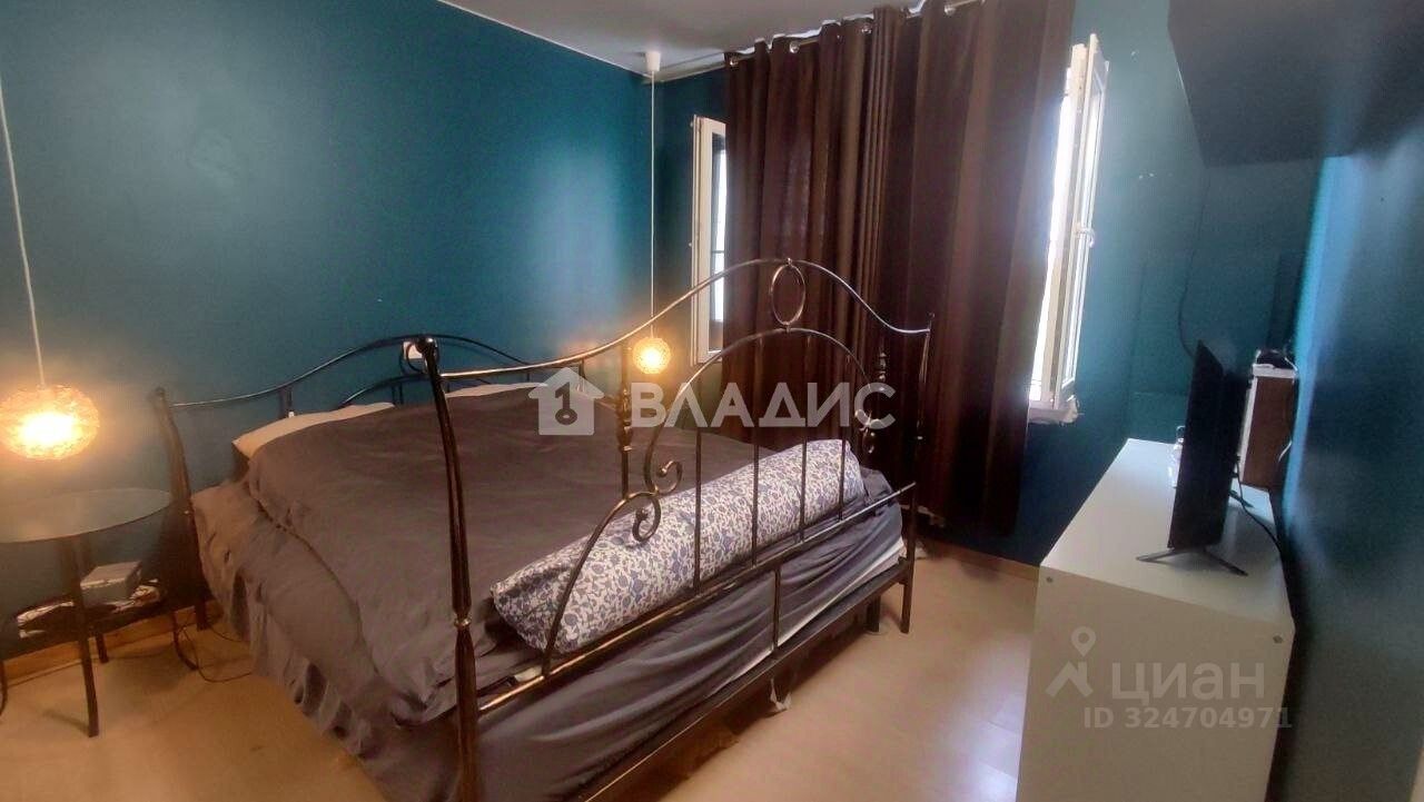 Продажа 2-комн квартиры на вторичном рынке Микрорайон Западный остров, д. Бузланово,  д. к1