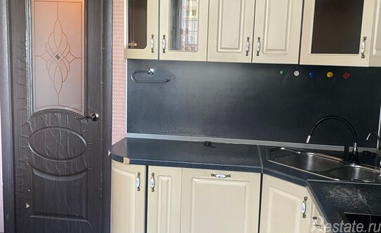 Продажа 3-комн квартиры на вторичном рынке улица Лётчика Грицевца