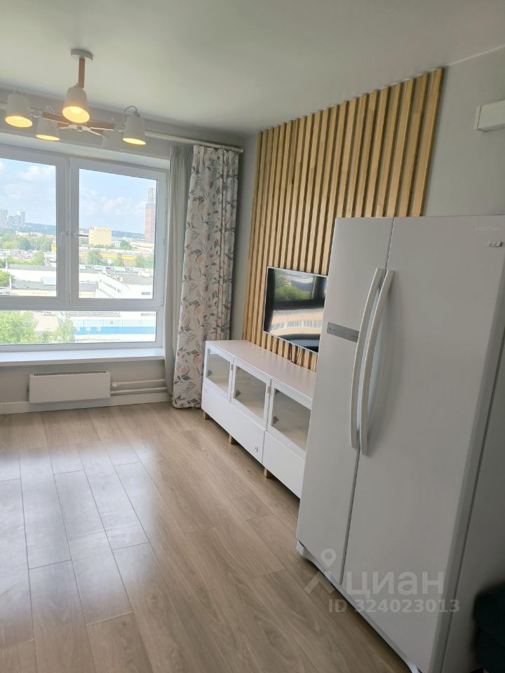 Продажа 3-комн квартиры на вторичном рынке Полярная улица, 27к4