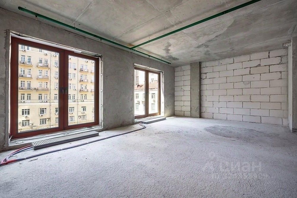 Продажа 2-комн квартиры на вторичном рынке Большая Садовая улица, 5к1