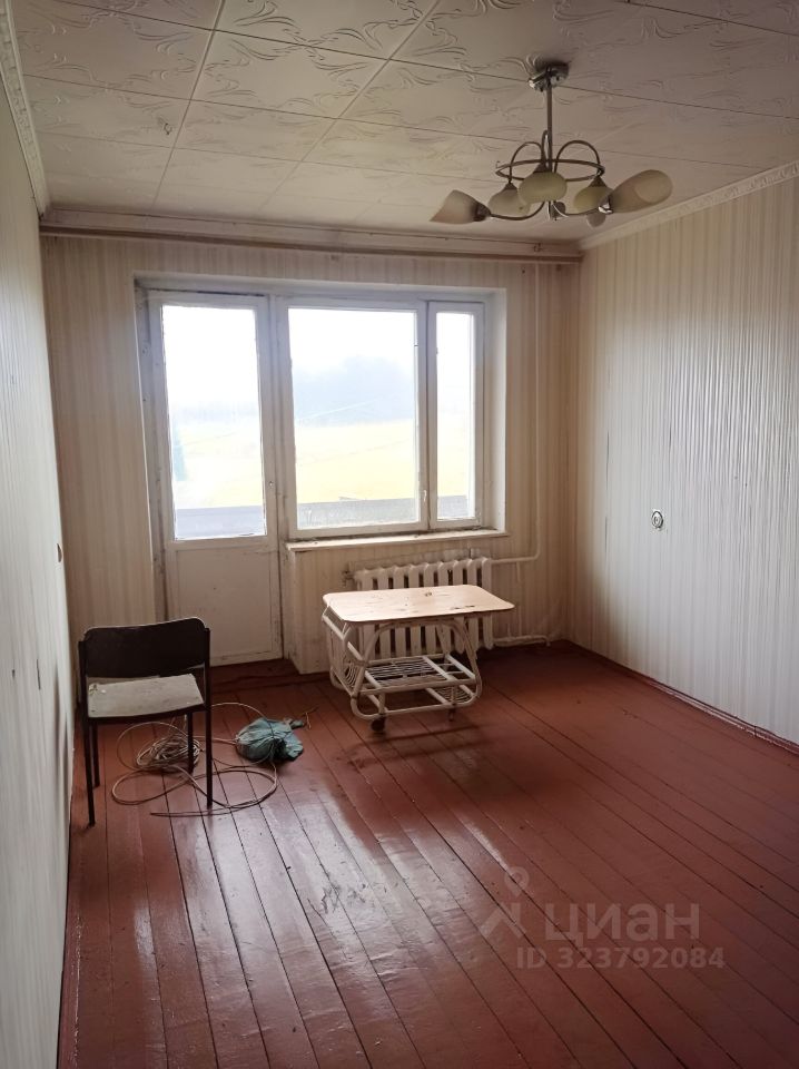 Продажа 2-комн квартиры на вторичном рынке пос. Цветковский, улица Подгорная, 11