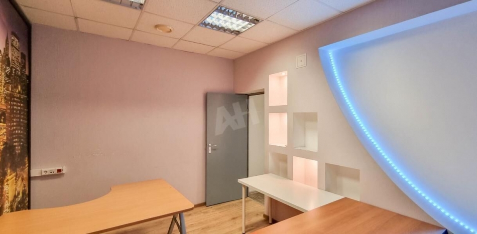 Аренда торгового помещения Новорязанская ул,  д. 30А