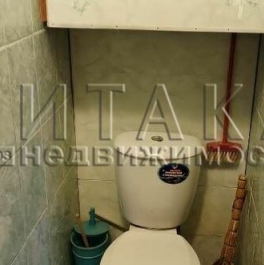 Продажа 2-комн квартиры на вторичном рынке Выборг, Школьная улица,  д. 4