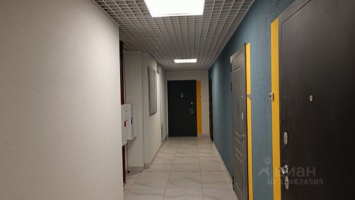 Продажа 3-комн квартиры на вторичном рынке пос. Шушары, проспект Старорусский, 8к1