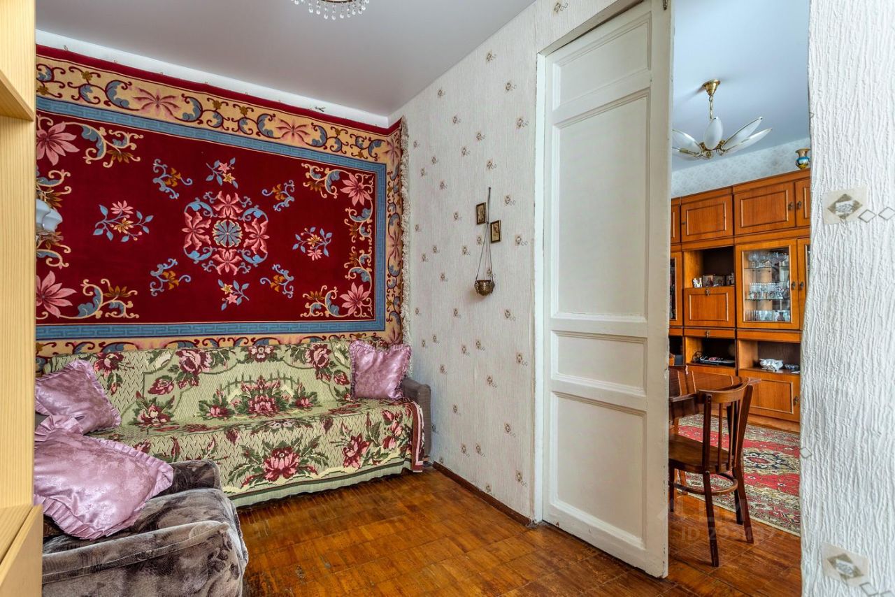 Продажа 2-комн квартиры на вторичном рынке Херсонская улица, 19