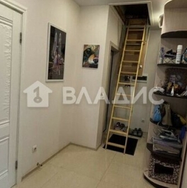 Продажа 2-комн квартиры на вторичном рынке Мурино г, Петровский б-р
