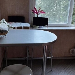 Аренда 3-комн квартиры на вторичном рынке улица Пестеля,  д. 4Б