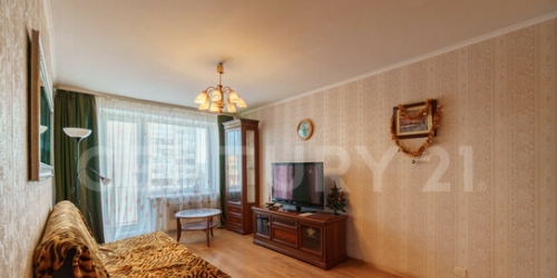 2-комн квартира улица Генерала Симоняка,  д. 17
