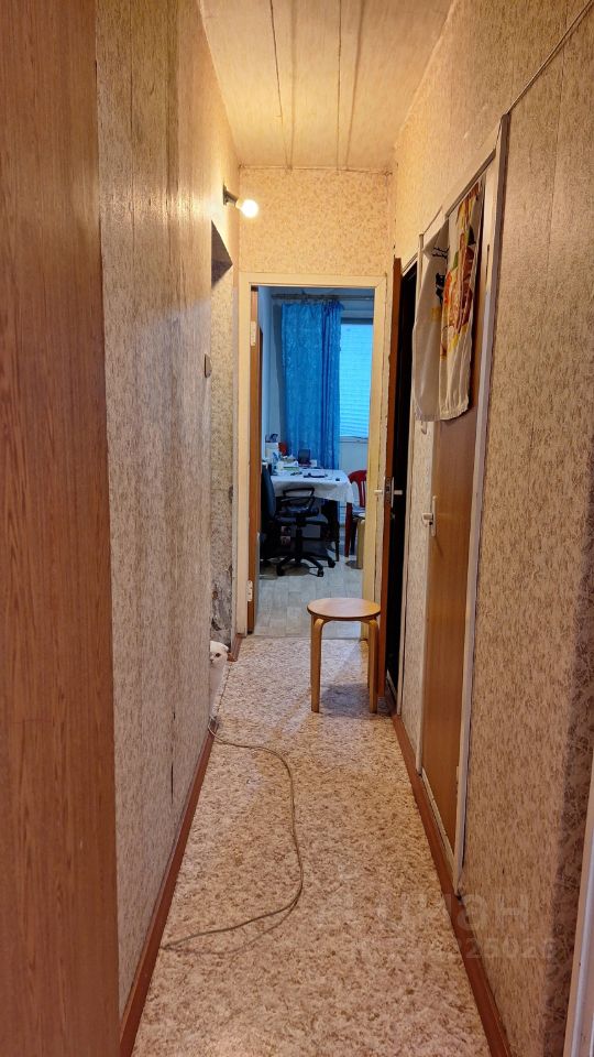 Продажа 2-комн квартиры на вторичном рынке Изюмская улица, 47к3