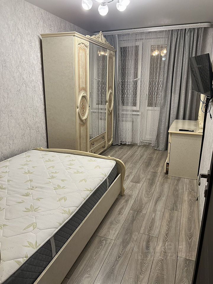 Аренда 3-комн квартиры на вторичном рынке Дегунинская улица, 3