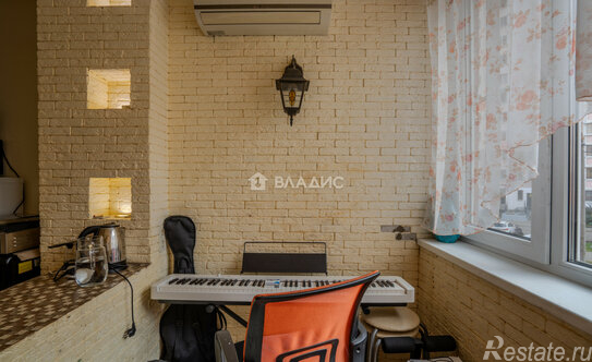 Продажа 1-комн квартиры на вторичном рынке Подольск, Ленинградская улица,  д. 11