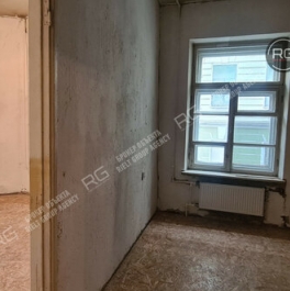 Продажа 4-комн квартиры на вторичном рынке Графский переулок,  д. 10/11