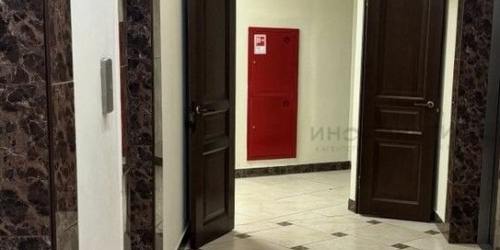 4-комн квартира улица Ивана Бабушкина,  д. 10