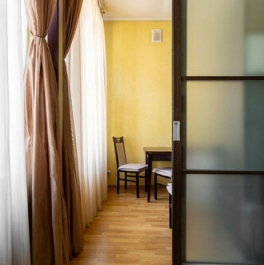 Продажа 1-комн квартиры на вторичном рынке Морская М. ул,  д. 7