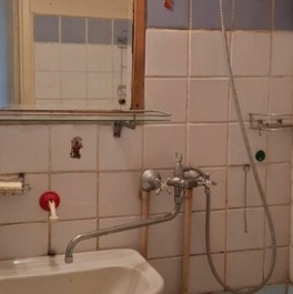 Продажа 2-комн квартиры на вторичном рынке улица Сталеваров,  д. 10 к1