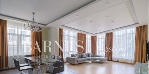 5-комн квартира Колобовский 1-й пер,  д. 14