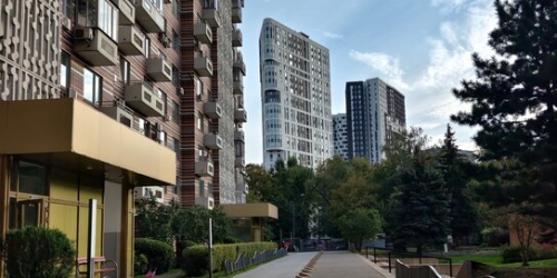 2-комн квартира улица Маршала Тухачевского,  д. 37/21