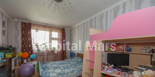 4-комн квартира Изюмская улица,  д. 61