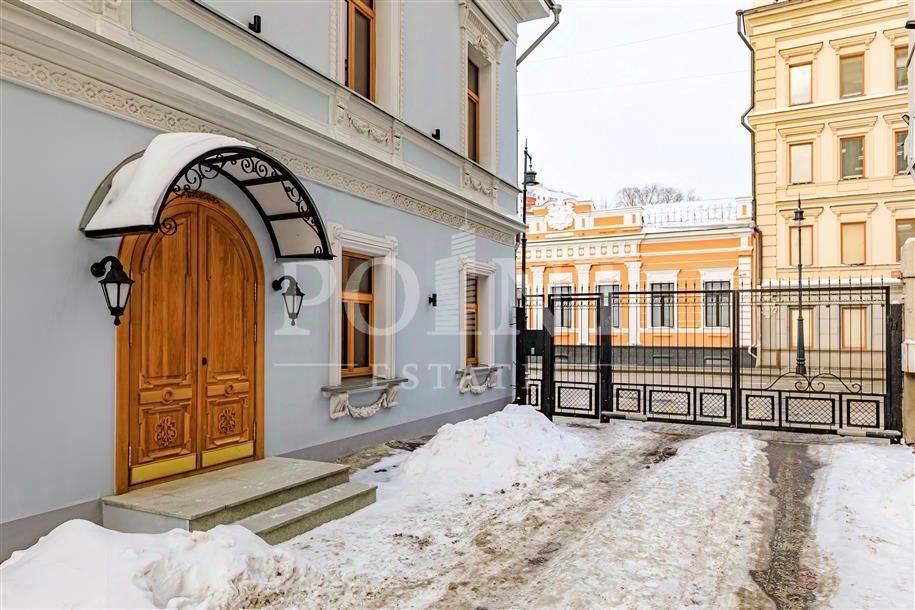 Продажа 3-комн квартиры на вторичном рынке улица Пречистенка, 33/19С1