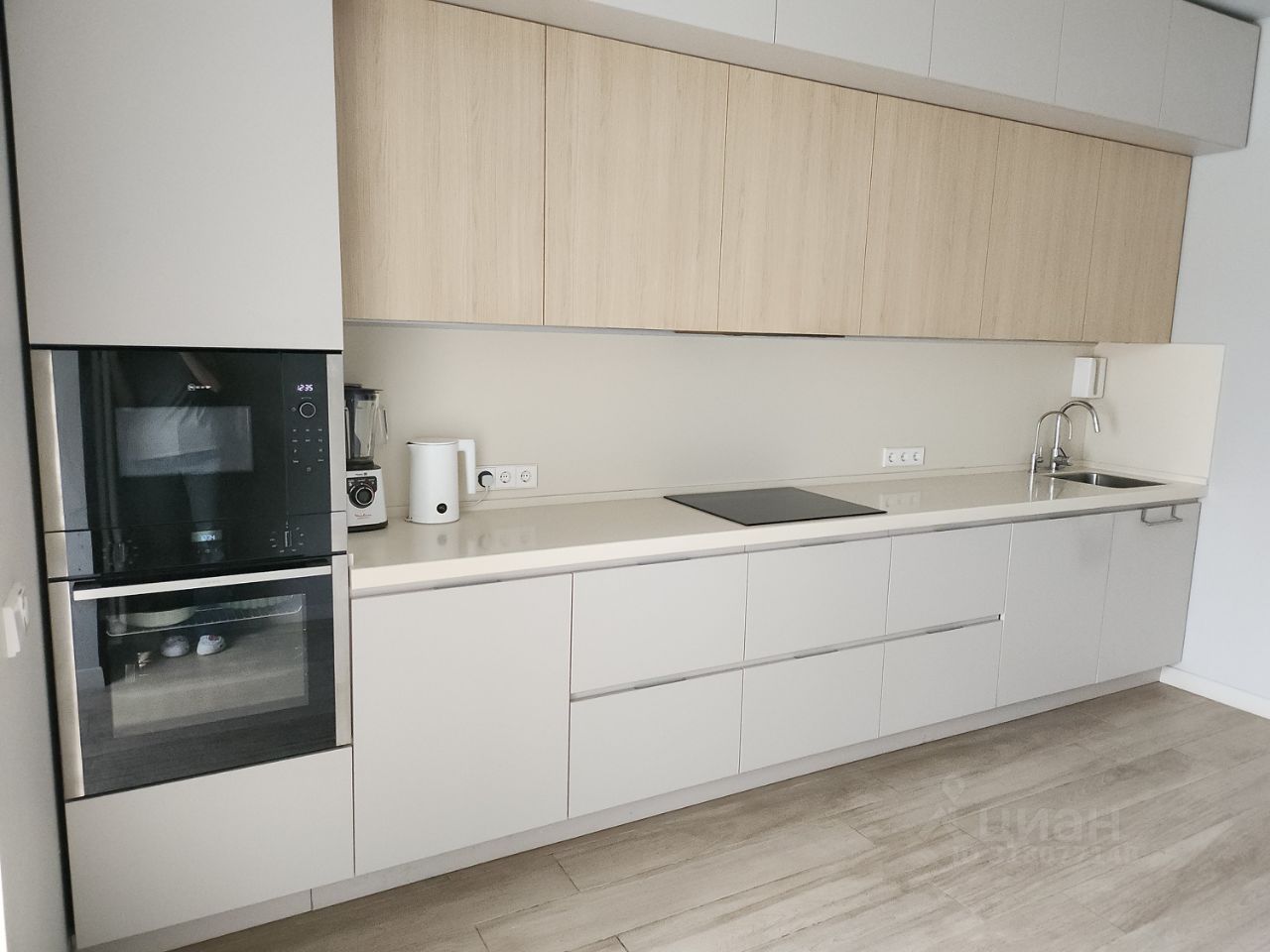 Продажа 2-комн квартиры на вторичном рынке улица Гришина, 16