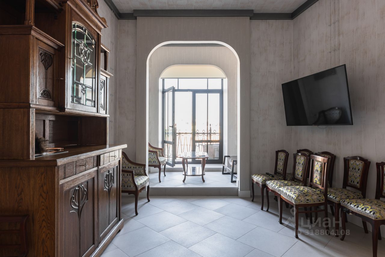 Продажа 4-комн квартиры на вторичном рынке улица Куйбышева, 36