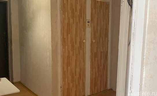 Продажа 2-комн квартиры на вторичном рынке Чёрная, Широкая улица,  д. 5