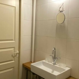 Продажа 1-комн квартиры на вторичном рынке Маршала Захарова ул,  д. 62,  к. 1
