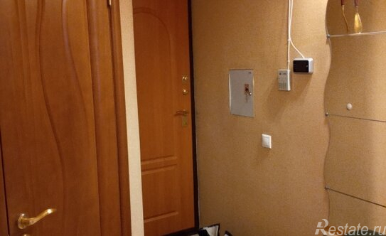 Продажа 3-комн квартиры на вторичном рынке Трамвайный пр-кт,  д. 1