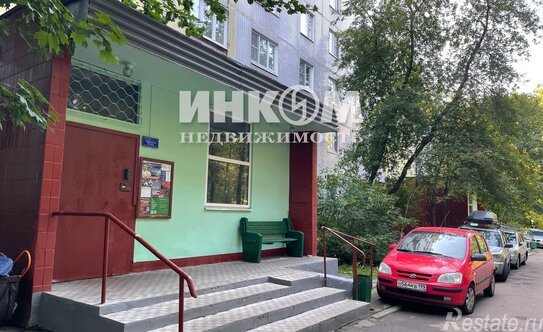 Продажа 3-комн квартиры на вторичном рынке улица Академика Павлова,  д. 23