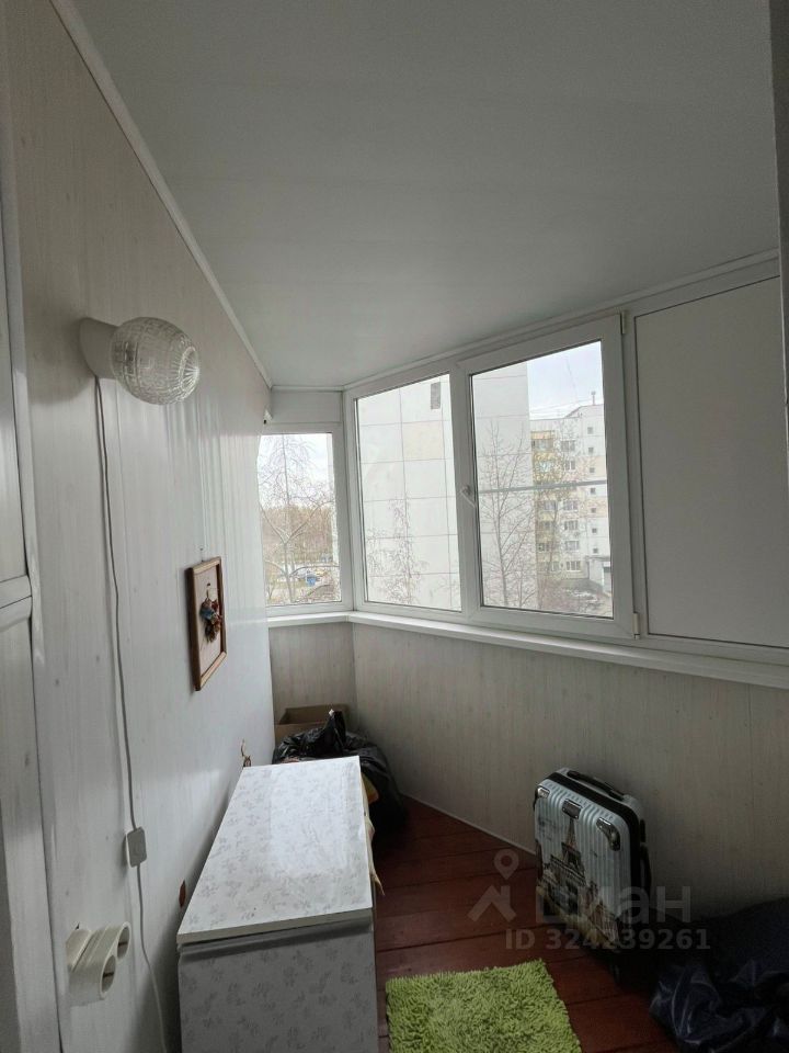 Продажа 3-комн квартиры на вторичном рынке улица Марьинский Парк, 17К2