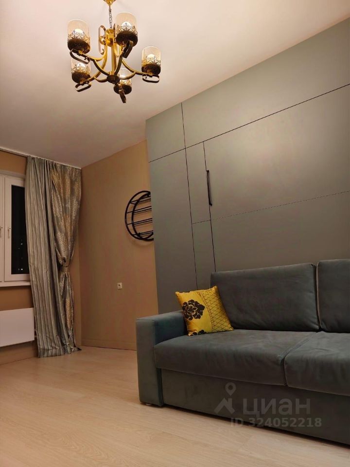 Аренда 2-комн квартиры на вторичном рынке Химки, улица Родионова, 3