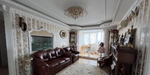 4-комн квартира улица Грекова,  д. 5