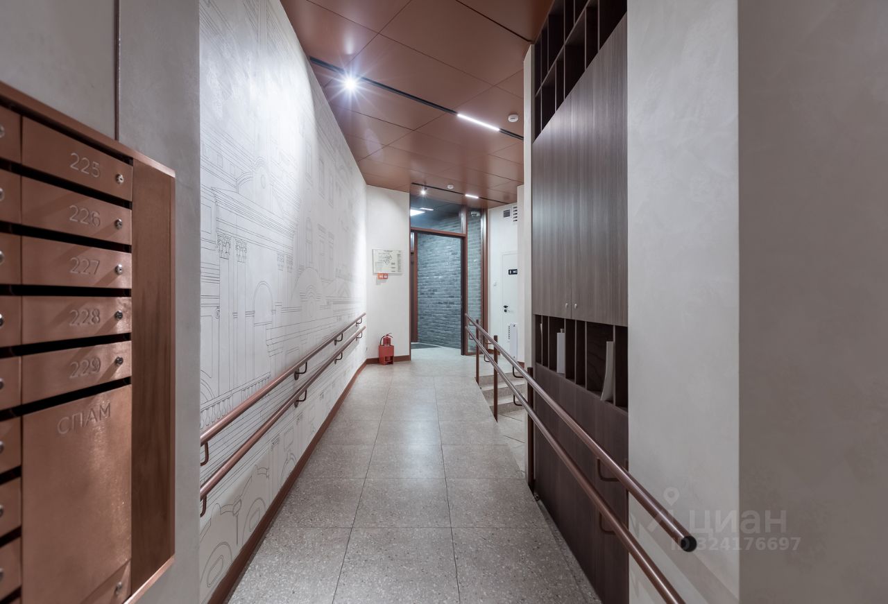 Продажа 2-комн квартиры на вторичном рынке улица Казакова,  д. 7