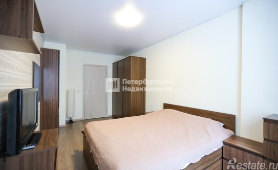 Продажа 1-комн квартиры на вторичном рынке улица Крыленко,  д. 1 к1 с2