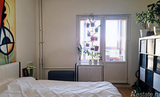 Продажа 1-комн квартиры на вторичном рынке ул Оптиков,  д. 51,  к. 1