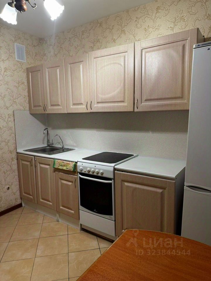 Продажа 2-комн квартиры на вторичном рынке д. Щемилово, улица Орлова, 2