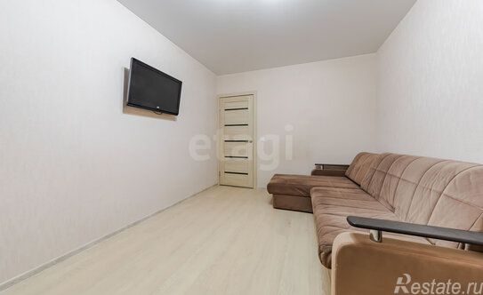 Продажа 1-комн квартиры на вторичном рынке Мурино г, Петровский б-р