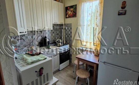 Продажа 4-комн квартиры на вторичном рынке Выборг, ул Сухова,  д. 1