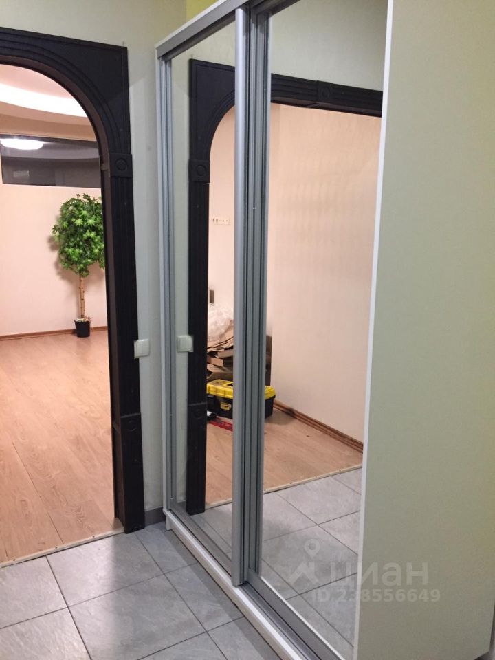 Продажа 4-комн квартиры на вторичном рынке ОК Жемчужина тер., д. Гигирево