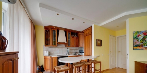 3-комн квартира Пироговская Б. ул,  д. 29