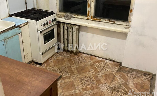 Продажа 1-комн квартиры на вторичном рынке ул Бассейная,  д. 81