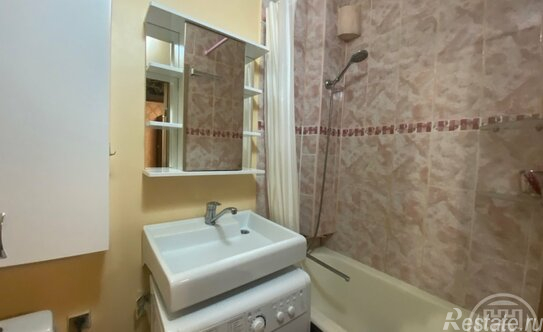 Продажа 1-комн квартиры на вторичном рынке Санкт-Петербургское шоссе,  д. 67,  к. 2