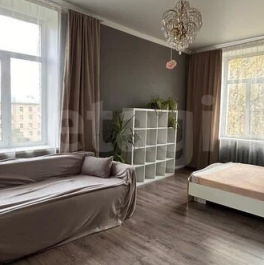 Продажа 2-комн квартиры на вторичном рынке ул Алтайская,  д. 21