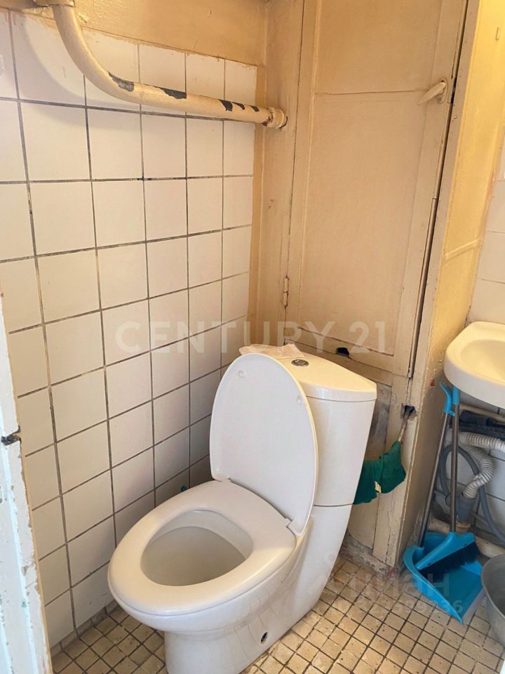 Продажа 1-комн квартиры на вторичном рынке улица Молдагуловой, 10К2