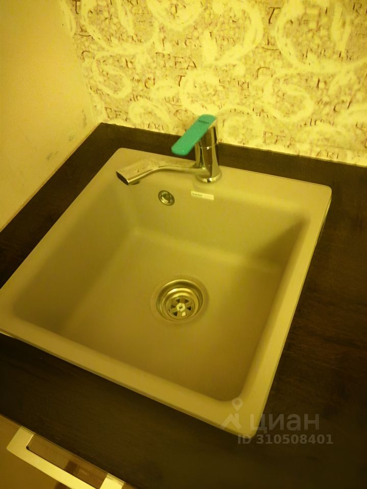 Продажа 1-комн квартиры на вторичном рынке Супонево мкр, Звенигород, 3А