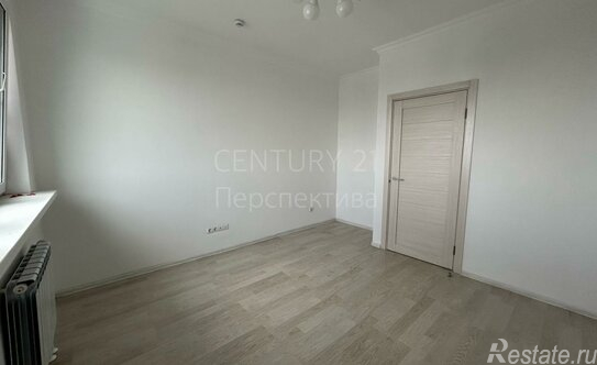 Продажа 3-комн квартиры на вторичном рынке Ереванская улица,  д. 8