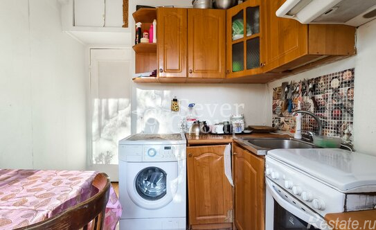 Продажа 2-комн квартиры на вторичном рынке Товарищеский проспект,  д. 14